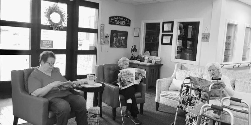 Is a Small, Intimate Memory Care Community Better for Dementia Care? What Research and Families Suggest